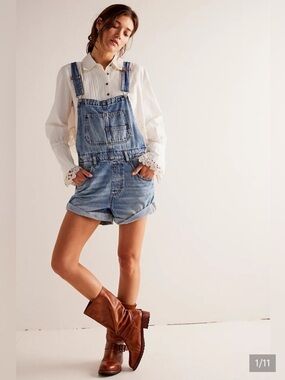 NWOT Free People Ziggy Blue Denim Shortall.  Size Small
